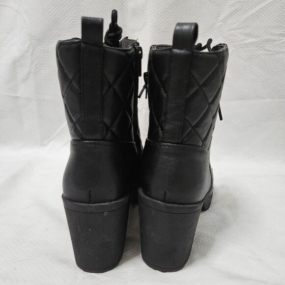 Zigi Soho Moritz Chunky Ankle Leather Heeled Boots Women's 9 Black Quilted EUC - Picture 12 of 12